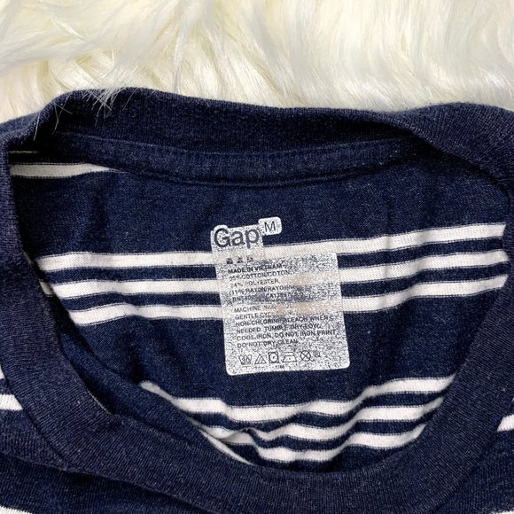 ⥈S O L D⥈ Oversize Cropped Shirt - Picture 4 of 4